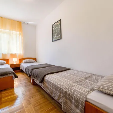 Apartament Marina 1 4-1 By Interhome *